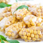 The combination of light puffed corn and sweet caramel is just perfect.