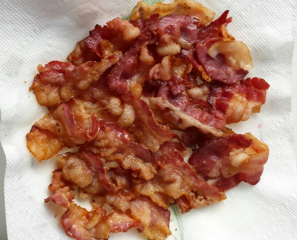 Potatoes-Bacon-Eggs Breakfast Omelet