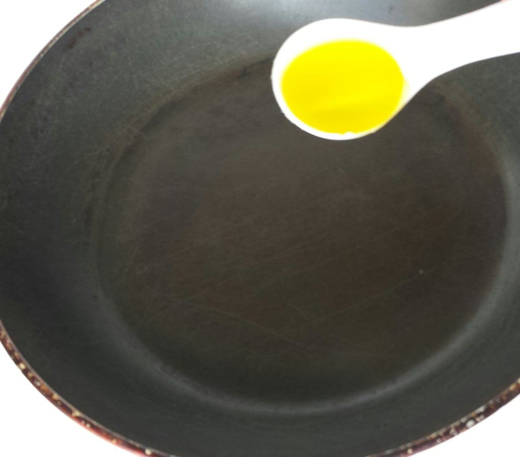 Potatoes-Bacon-Eggs Breakfast Omelet