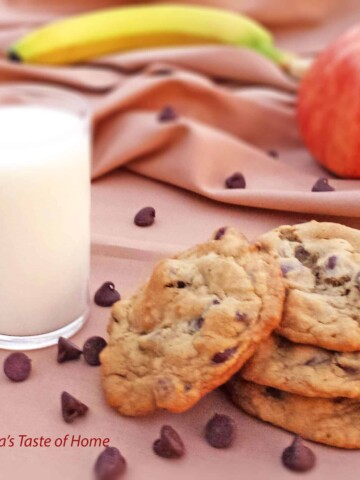 Soft and Chewy Chocolate Chip Cookies