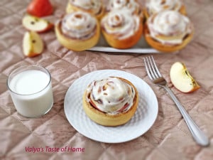 Cinnamon Rolls with Apples and Cream Cheese Frosting