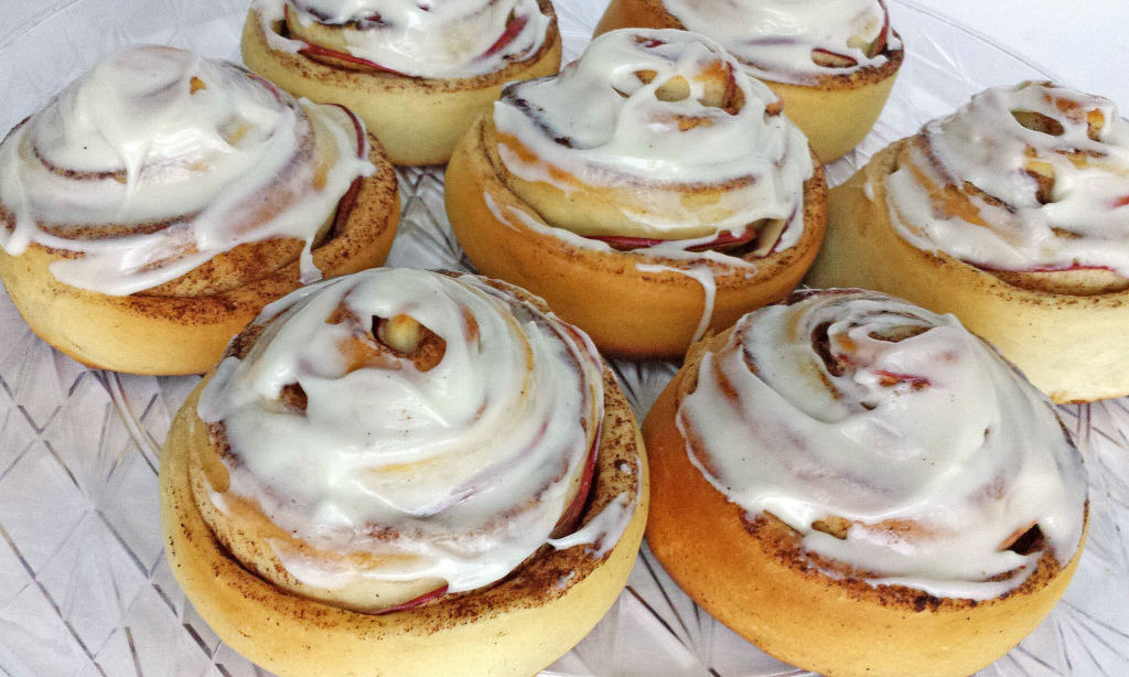 Cinnamon Rolls with Apples and Cream Cheese Frosting