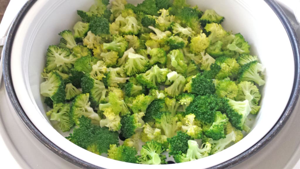 How to Steam Broccoli in a Rice Cooker