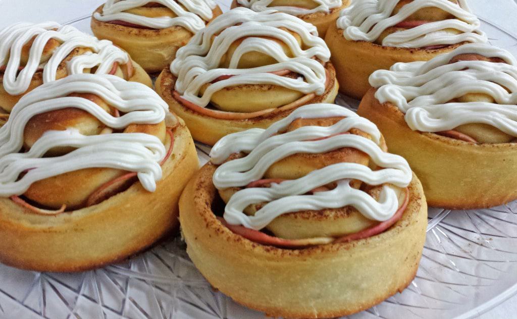 Cinnamon Rolls with Apples and Cream Cheese Frosting