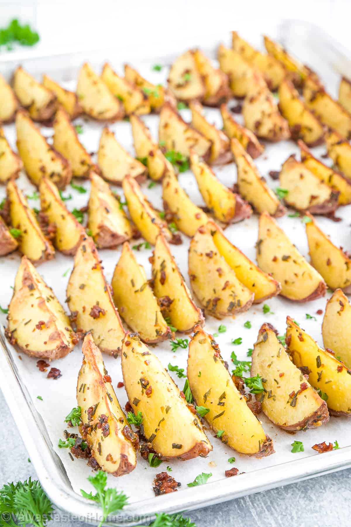 These roasted potato wedges are my latest obsession - they're crispy and easy to make, and their flavor is just unbeatable! 