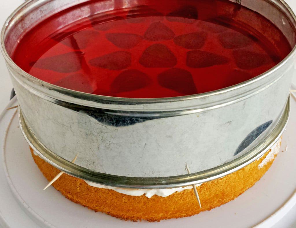 Cake "Strawberry"