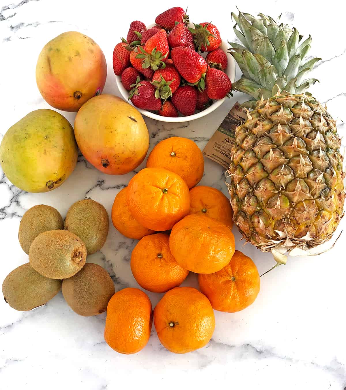 You can use any combination of tropical fruits you love best.