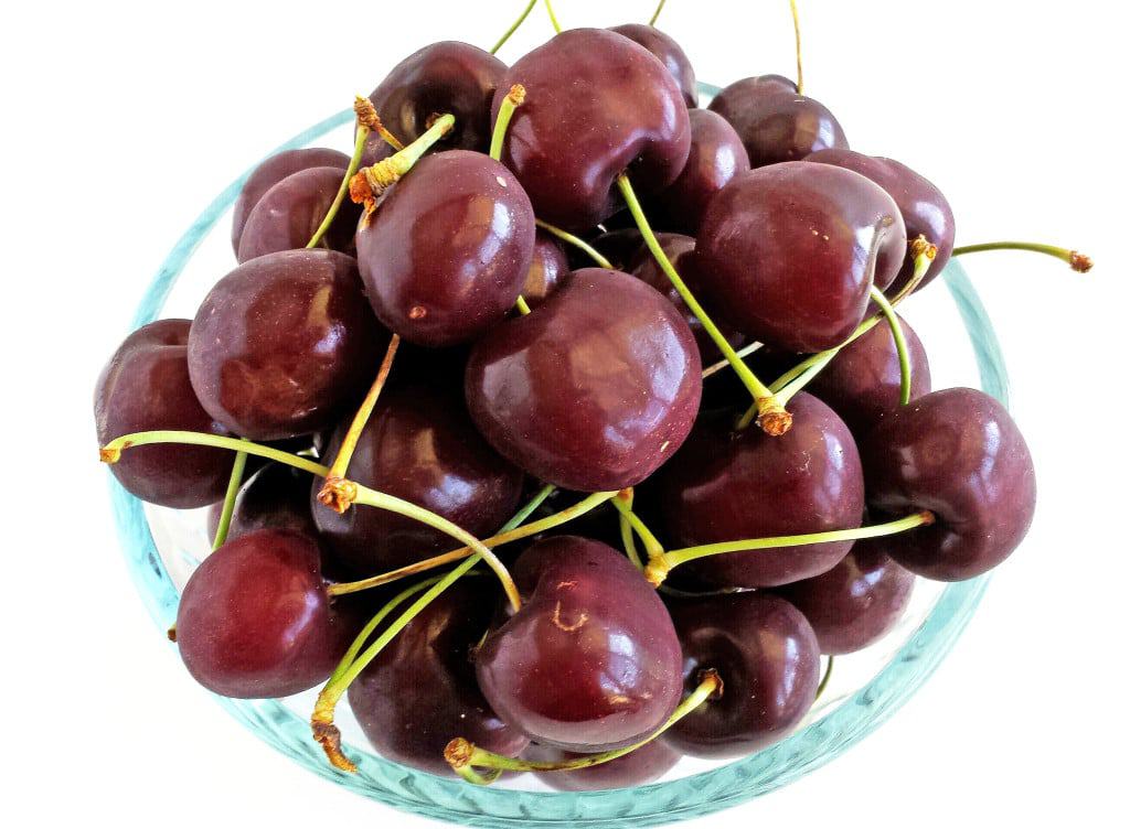 Sweet Buns with Fresh Cherry Filling (Piroshki)