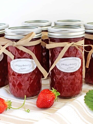 Simple Homemade Strawberry Jam Recipe