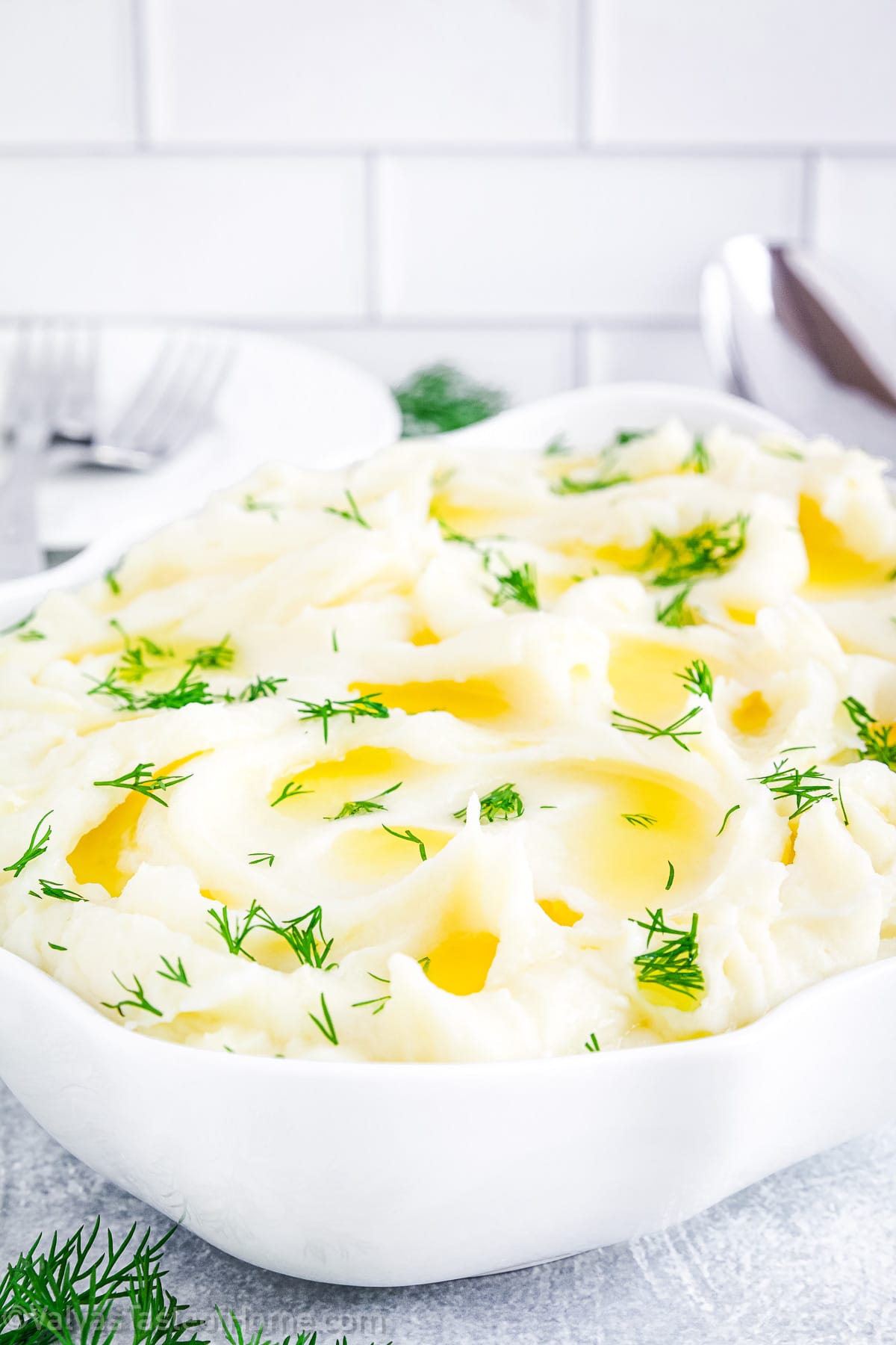Mashed potato puree is a smooth, creamy, and flavorful side dish that goes beyond your typical mashed potato recipe. It’s creamier, heartier, and absolutely delicious.
