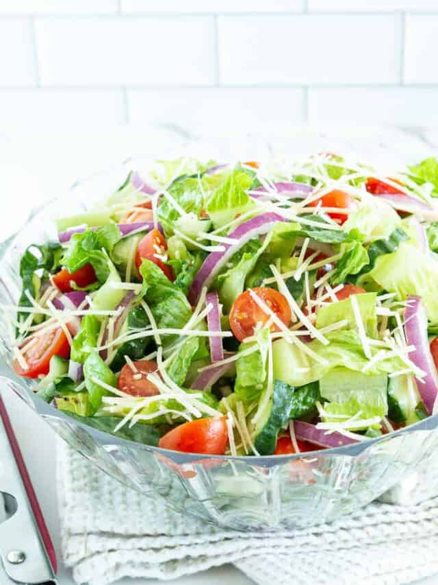 This salad is a total crowd-pleaser and is made with crisp romaine lettuce, fresh veggies, and a delicious salad dressing.