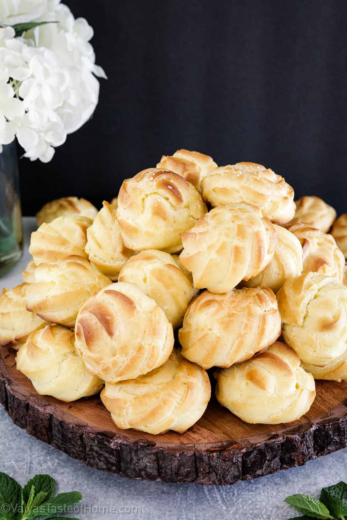 This cream puff recipe stands out because of its unique cream filling. 