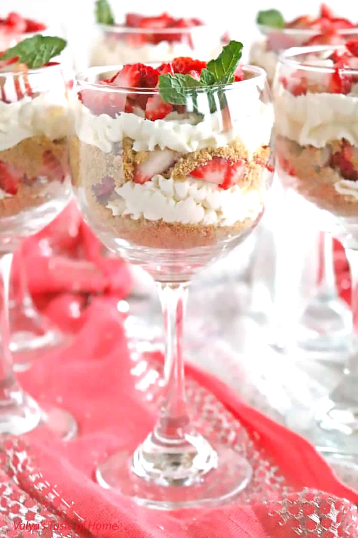 These No Bake Farmers Cheese Cheesecake Desserts not only beautiful but very delicious too! Nice table decoration; perfect for special occasions.