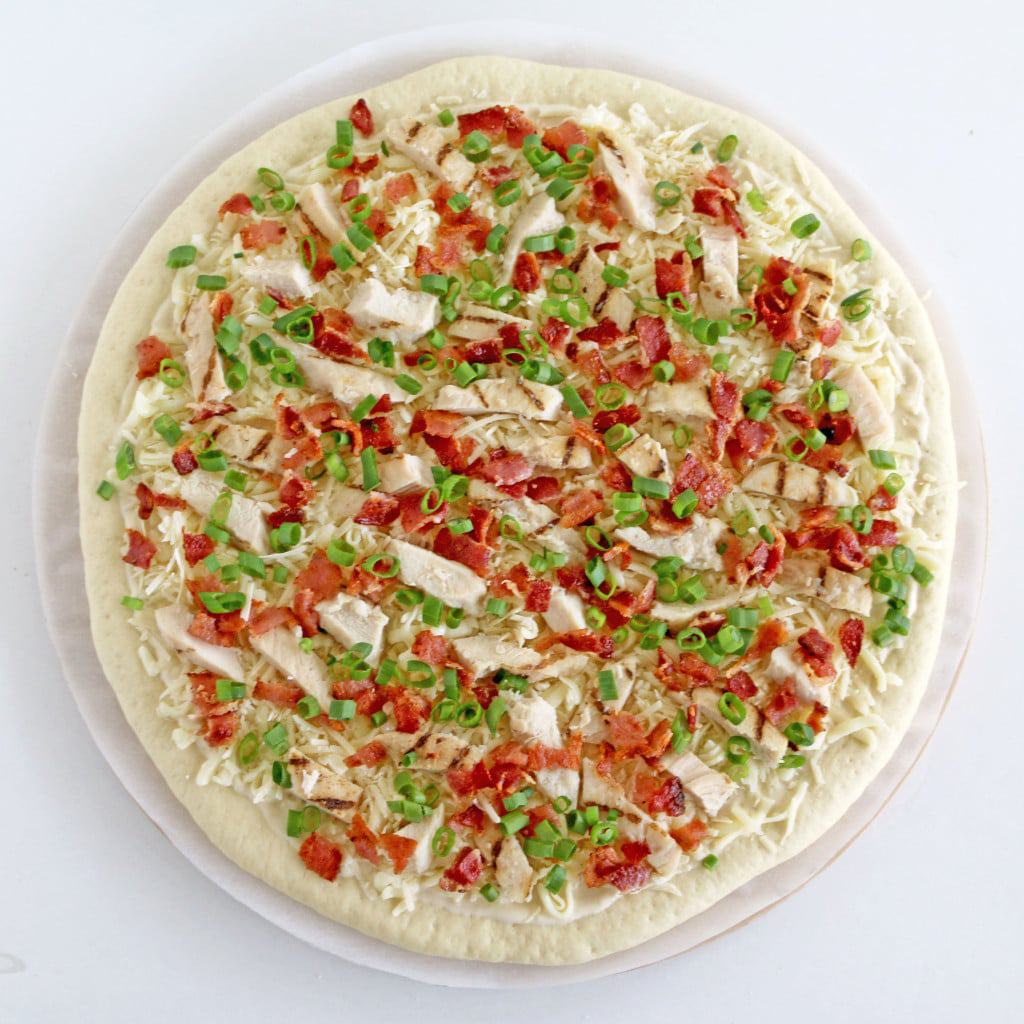 Garlic Bacon Chicken Alfredo Pizza Valya's Taste of Home