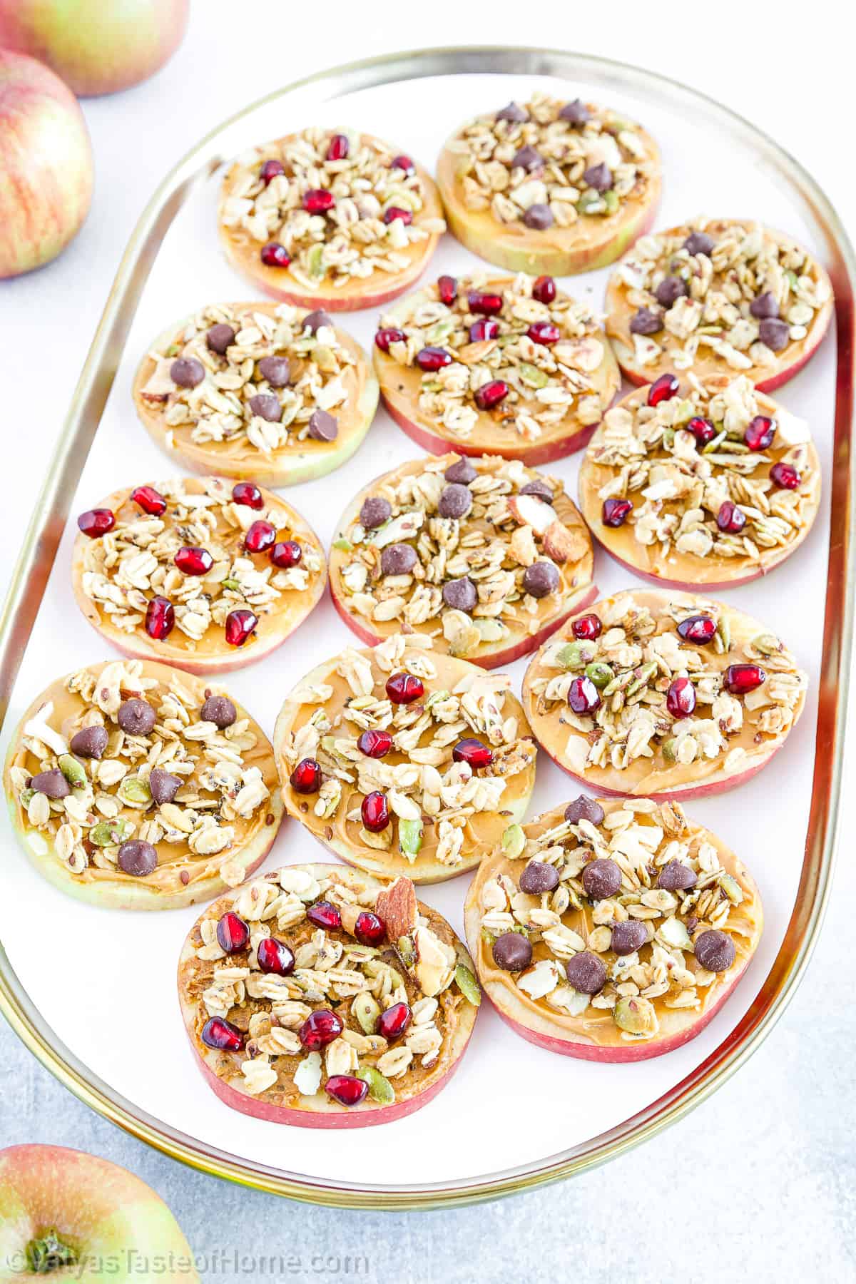 With a variety of toppings like dried cranberries, nuts, raisins, chocolate, and melted marshmallow, this recipe is not only versatile but also a great way to get your kids excited about spending time in the kitchen!