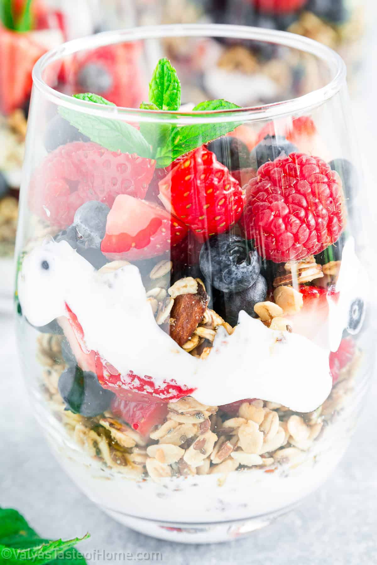 If you've just finished a diet and are looking for a great transitional maintenance food, this yogurt granola parfait is your answer. It's a tasty treat that won't make you feel like you're depriving yourself. 