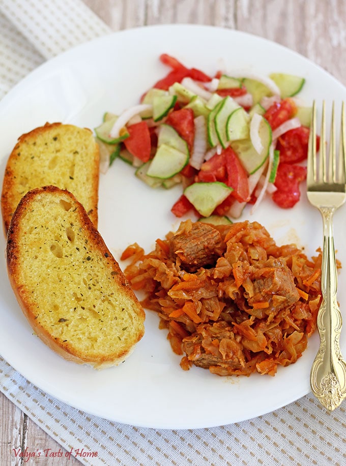 Braised Cabbage with Beef