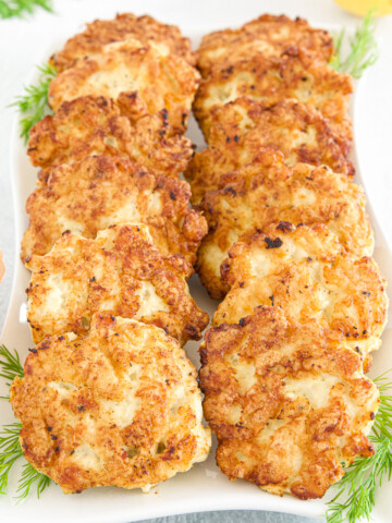 Chicken fritters can be served as an appetizer, side dish, or main course.