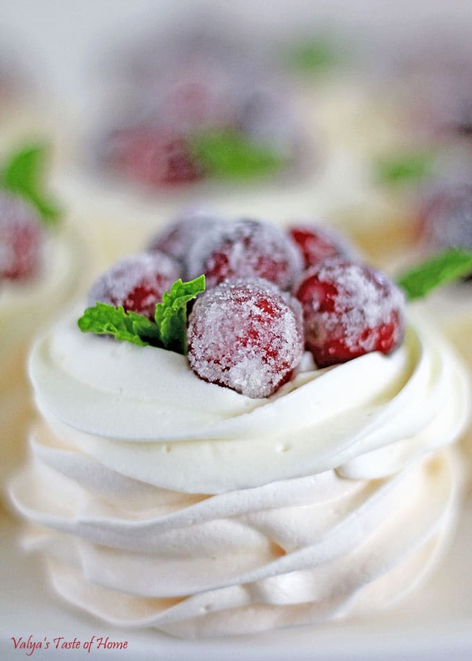 22 Showstopping Christmas Desserts (You Can Actually Pull ...