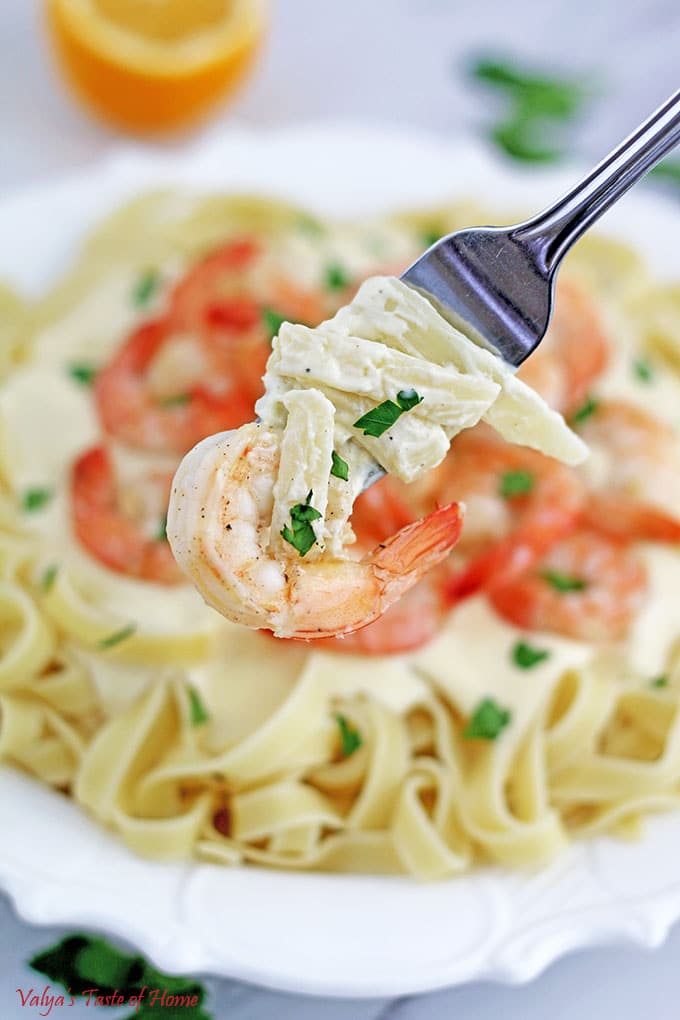 Shrimp Alfredo Fettuccini Pasta Recipe 