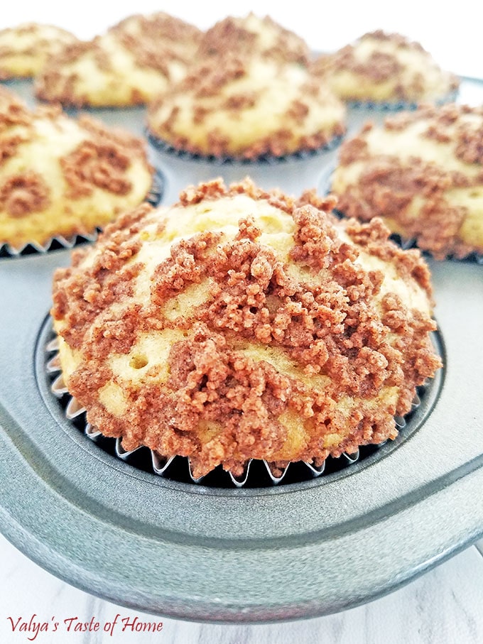 Best Ever Banana Crumb Muffins