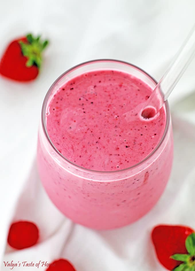 Healthy Berry Smoothie Recipe