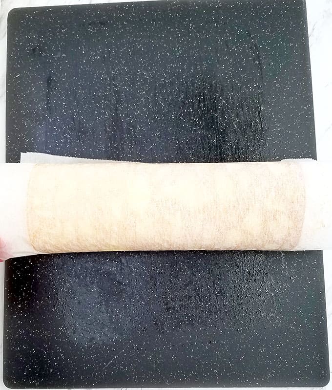 Vanilla Strawberry and Cream Cake Roll + Mother's Day Giveaway!