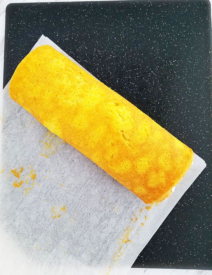 Vanilla Strawberry and Cream Cake Roll + Mother's Day Giveaway!
