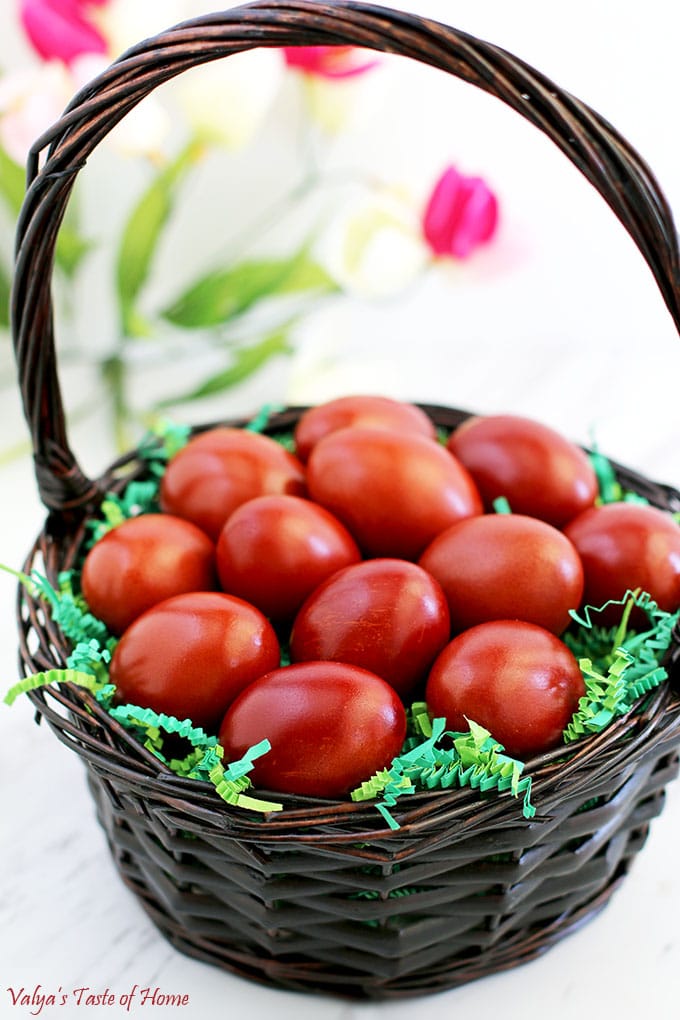 Naturally Dyed Easter Eggs with Onion Skins
