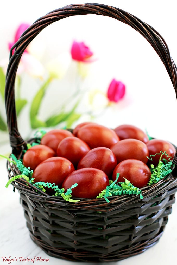 Naturally Dyed Easter Eggs with Onion Skins