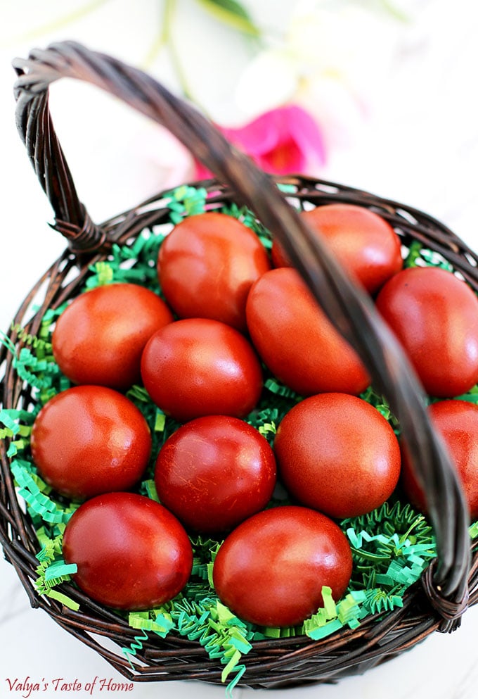 Naturally Dyed Easter Eggs with Onion Skins