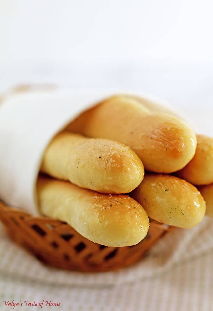 Amazing Breadsticks Recipe