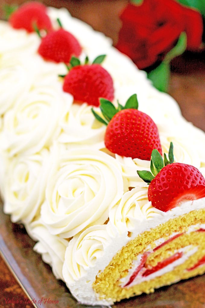 Vanilla Strawberry and Cream Cake Roll + Mother's Day Giveaway!