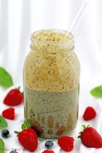 Healthy Berry Spinach Smoothie in a Jar