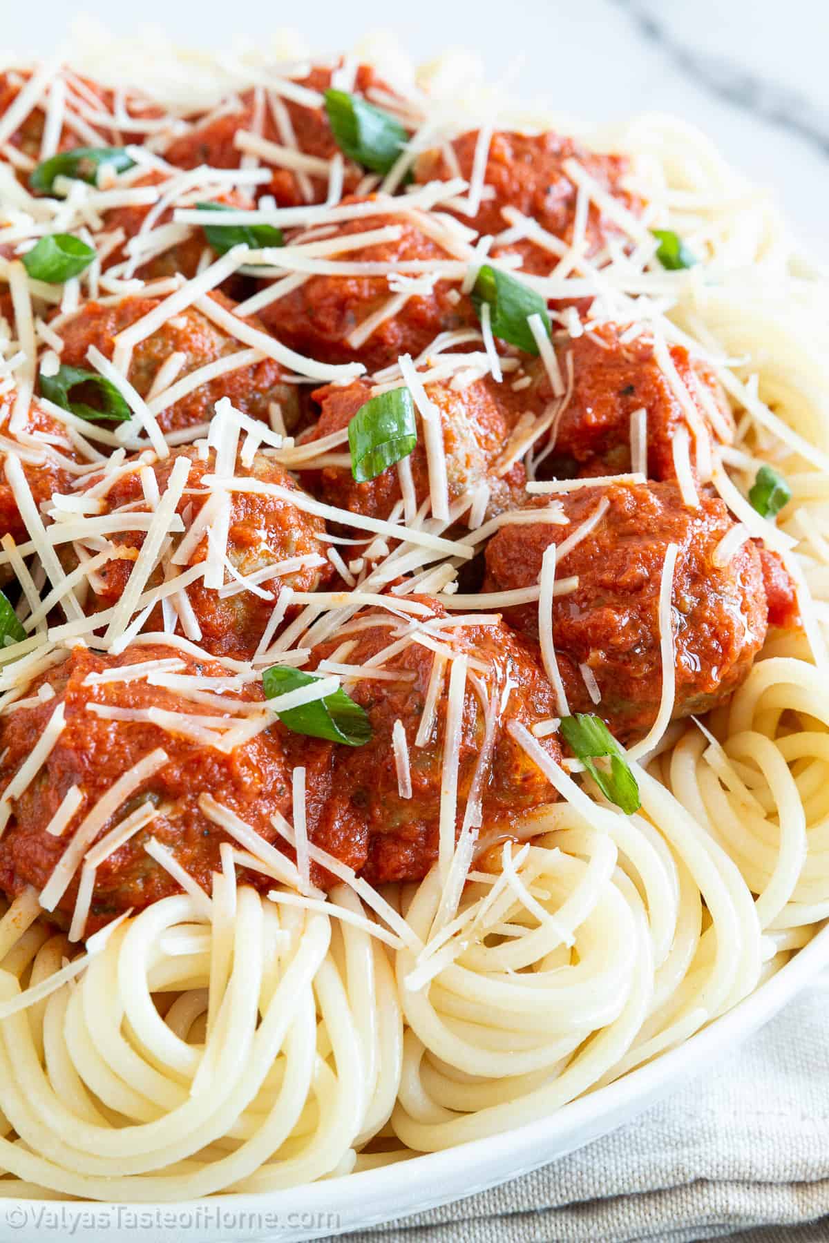 Quick and Easy Spaghetti and Meatballs (Ready in 30 Mins!)