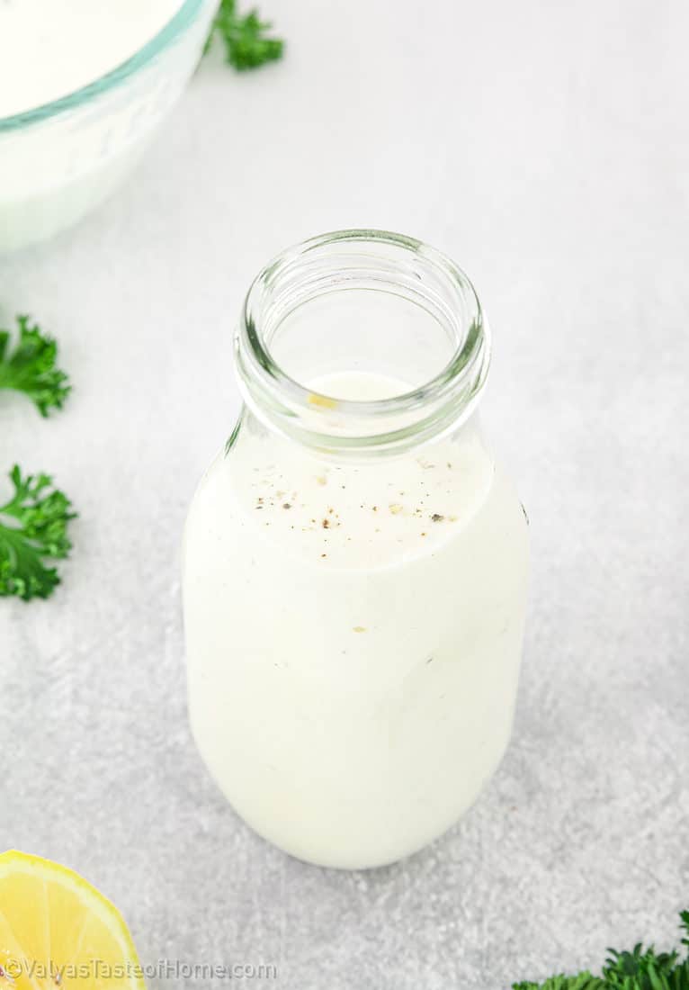 The Perfect Caesar Salad Dressing Recipe (Classic Flavors!)