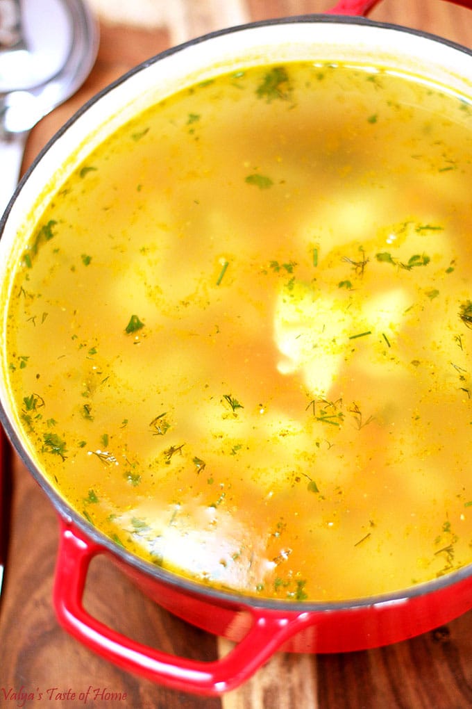 Do you have leftover turkey? What do you like to do with it? Make sandwiches? Have you ever tried making Leftover Thanksgiving Turkey Rice Soup Recipe? If you are lucky to have leftover, this is one of the best things to do with it. I love having soup the next day after the Thanksgiving holiday. #leftoverturkeysoup #turkeyricesoup #valyastasteofhome