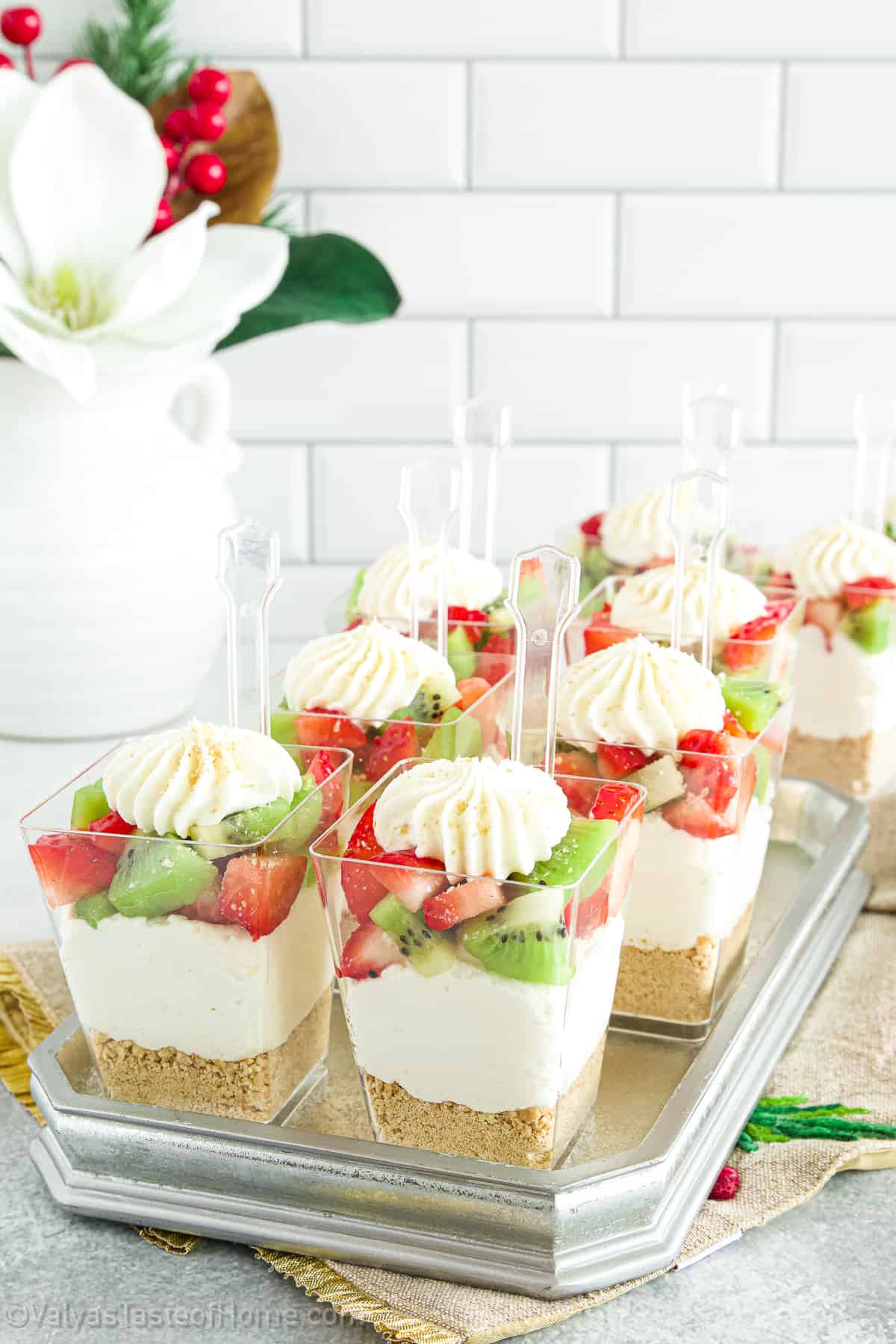 No-Bake Strawberry Cheesecake Parfaits (Party Friendly)