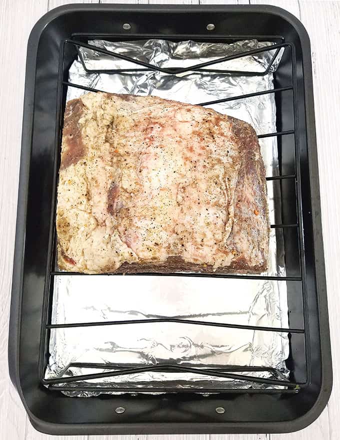 beef, bone-in rib roast, bone-in steak, juicy, ribeye steak, roasted standing bone-in steak, so delicious, soft, standing beef steak, Standing Bone-in Ribeye Roast Recipe, steak, tender