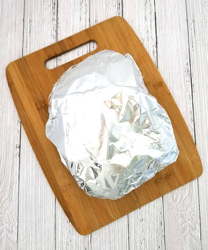 Cover it with aluminum foil and allow it to rest for 20 to 30 minutes.