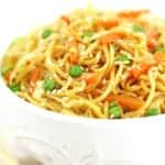 Cabbage, carrots, chinese, Chinese dish, chow mein, dinner, Easy Chow Mein Noodles Recipe, family dinner, fresh green peas, organic soy sauce, quick and easy, vegetables