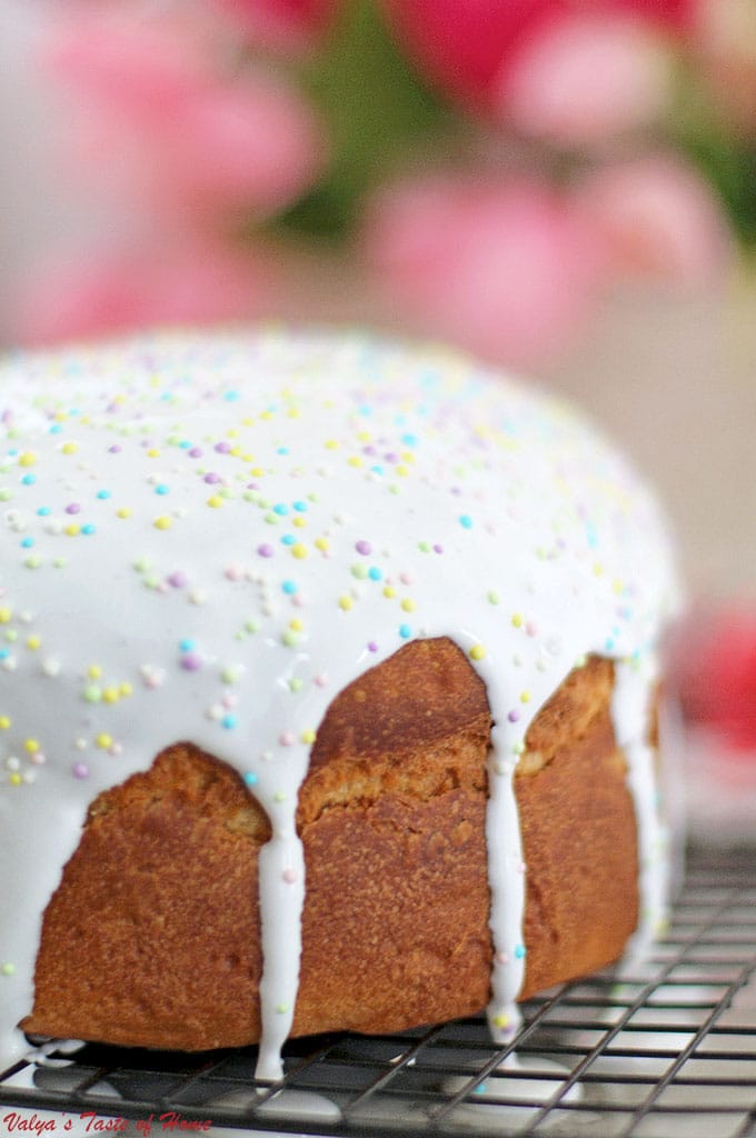 beautiful, cooked glaze, delicious, Easy Glossy Kulich Glaze Recipe (Cooked Method), glossy, Kulich glaze, sugar and gelatin glaze, tasty Easter bread glaze