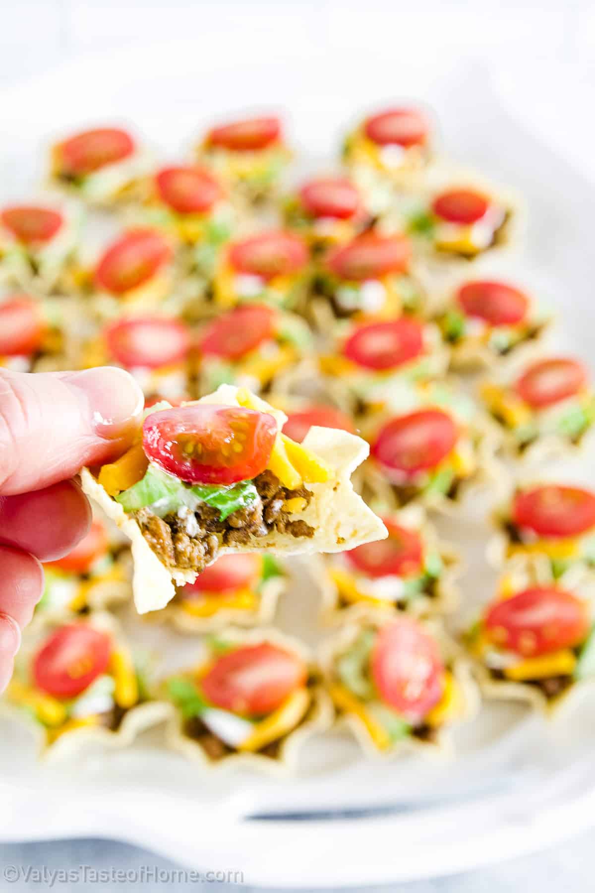 What's best is that taco bites are the perfect appetizer for game day parties, family gatherings, summer barbecues, or any other special event. 