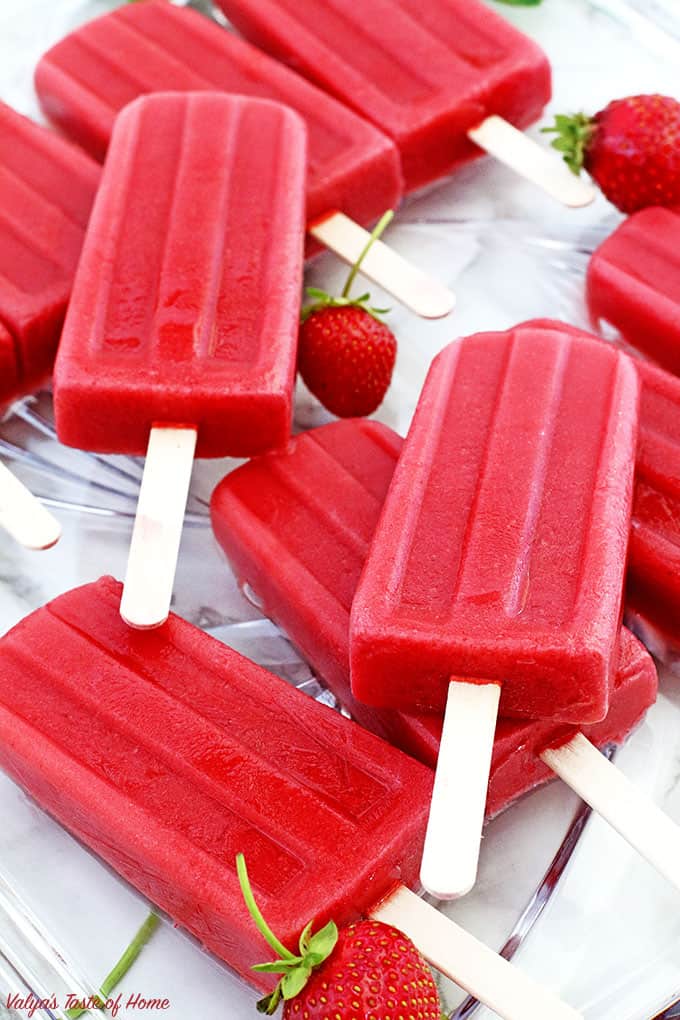 clean eating, dairy free, easy recipe, fresh strawberries, garden strawberries, gluten free, healthy, Healthy Strawberry Popsicles Recipe, homegrown strawberries, homemade popsicles, kid-friend, maple from Canada, organic maple syrup, popsicles, vanilla cashew milk, vegan