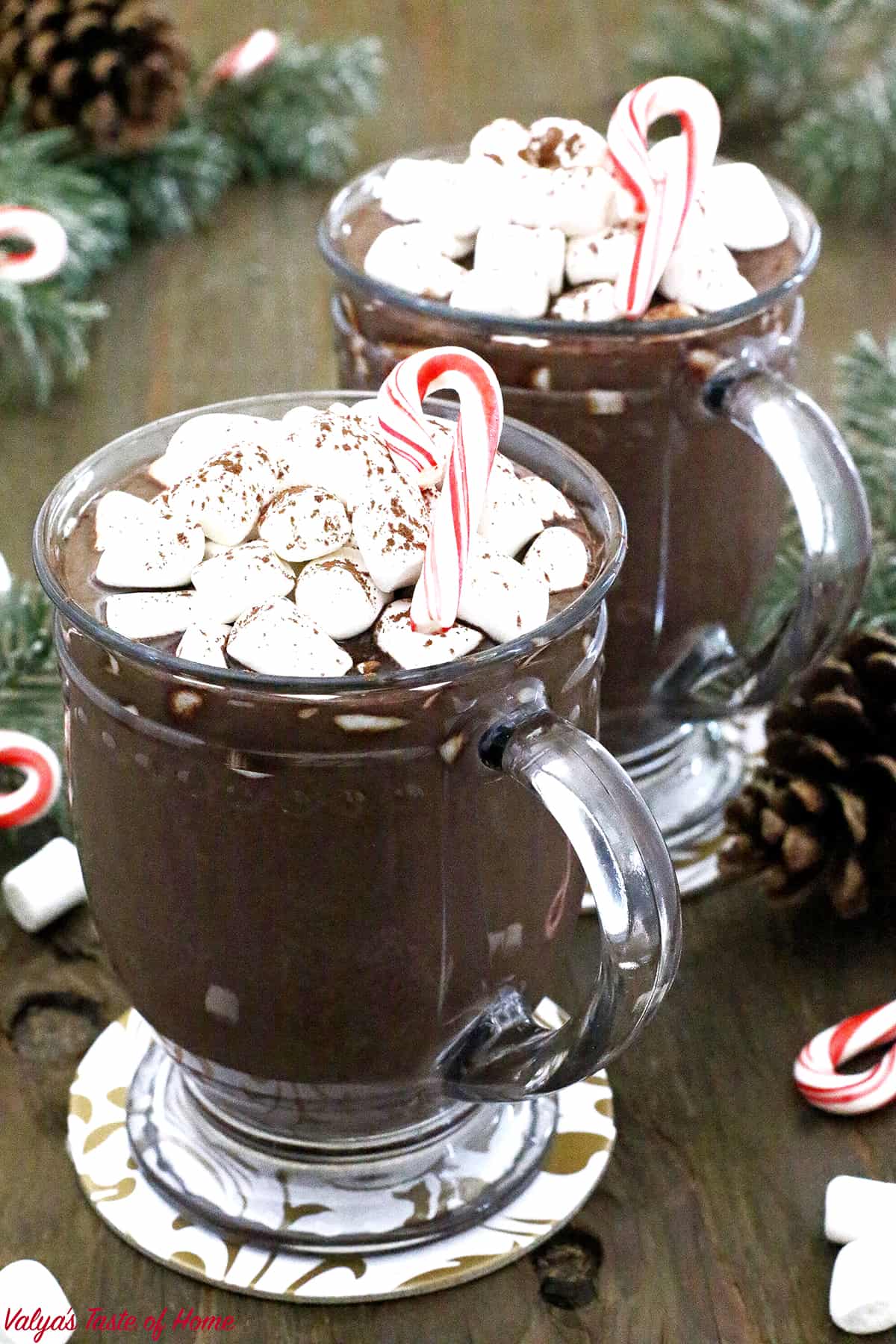 Making Rich and Creamy Homemade Hot Chocolate at home has never been easier! This rich and creamy hot cocoa made from scratch out of the ingredients you most likely to have on hand taste indescribably tasty!
