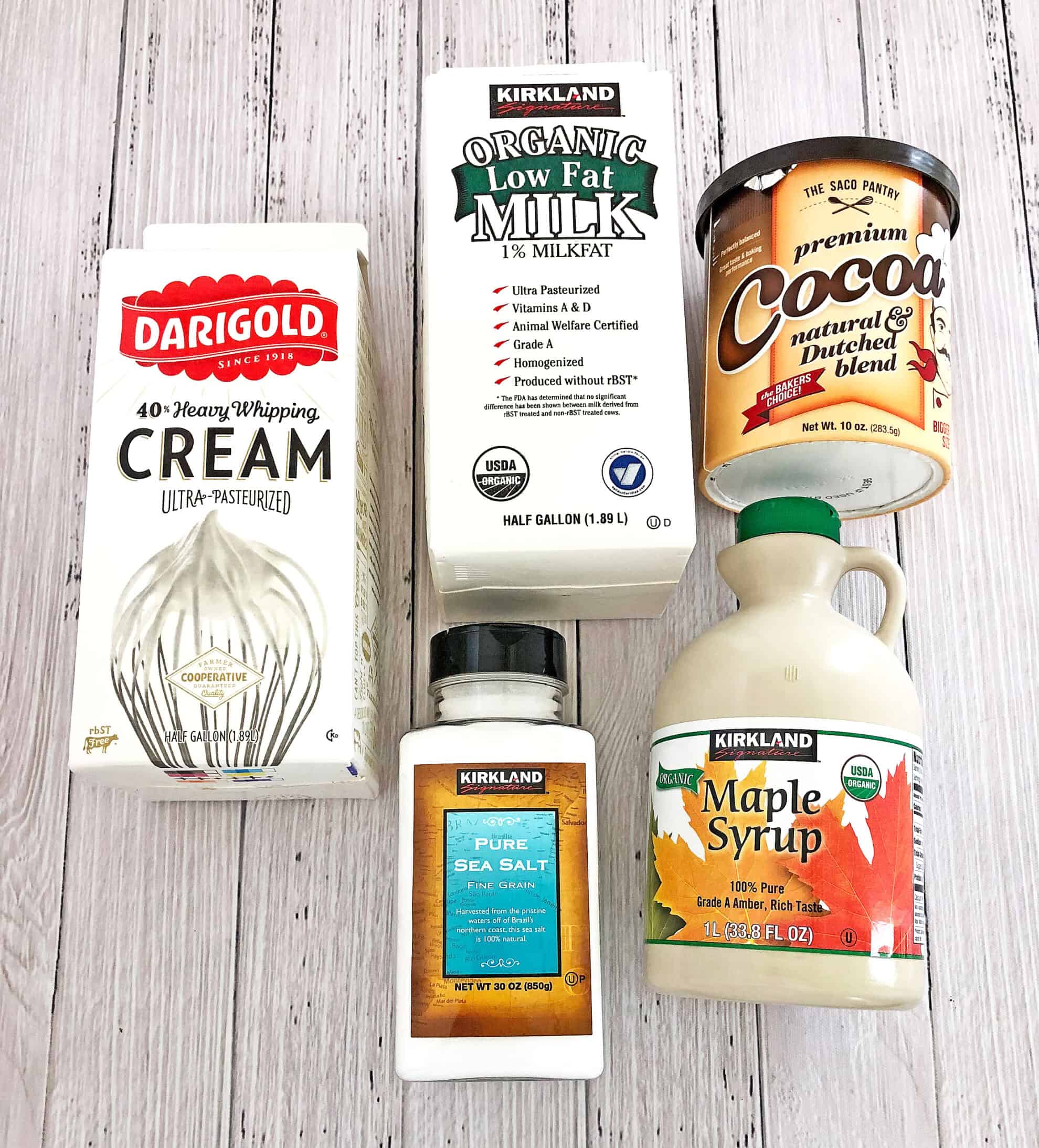 Making Rich and Creamy Homemade Hot Chocolate at home has never been easier! This rich and creamy hot cocoa make from scratch out of the ingredients you most likely to have on hand taste undescribable tasty!