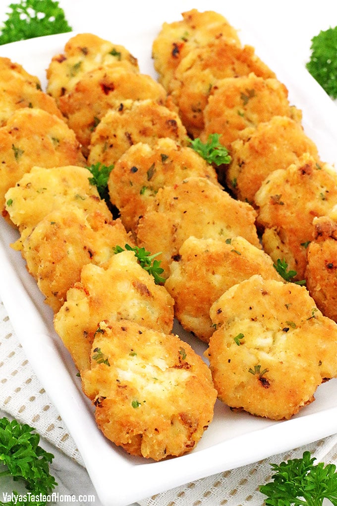 The name says it all! If you like easy recipes then this Simple Wild Crab Fritters Recipe is for you. The most scrumptious crab cakes you can taste. Crisp on the inside, tender and juicy on the inside and the flavors are absolutely incredible.
