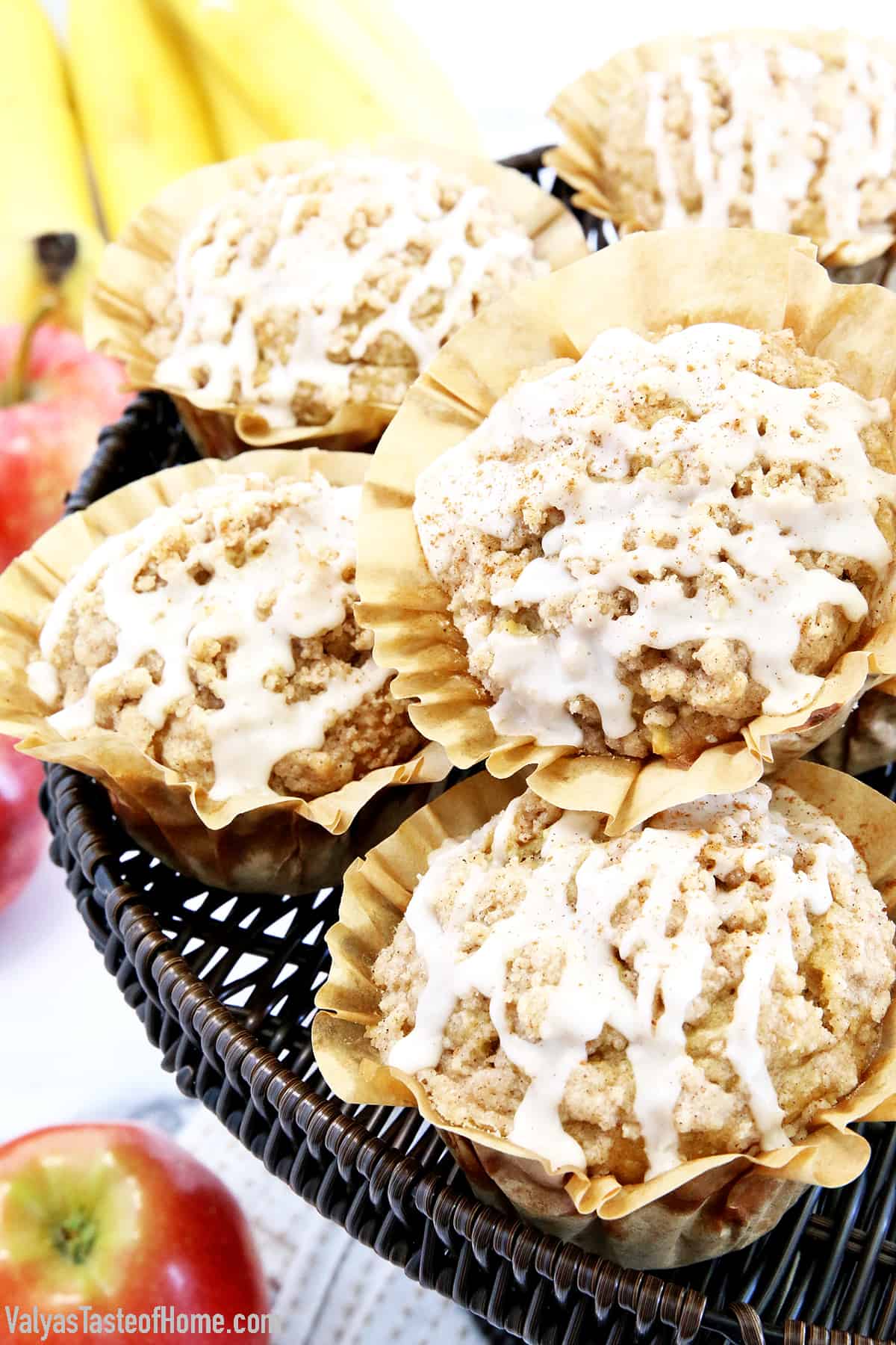 Moist Apple Cinnamon Muffins With Crumb Topping And Glaze