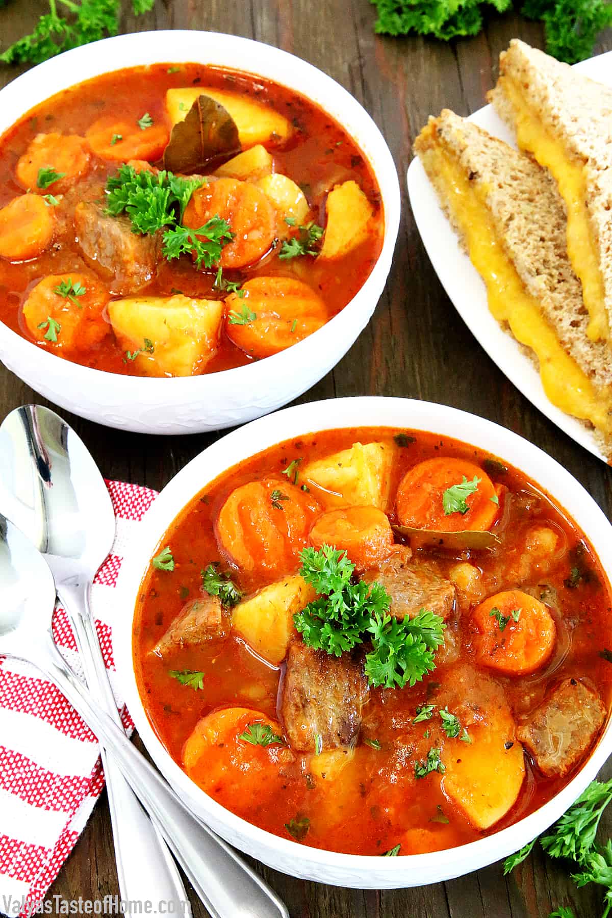 Fall is here, folks! And so is warm comfort food. What can be cozier, hearty, and comforting than a hot bowl of Best Instant Pot Beef Stew on a cold Fall season day to go along with broiled cheese sandwiches? This mouth-watering richness is delicious, savory and loaded with vegetables. #beefstew #instantpotbeefstew #thebestbeefstew #valyastasteofhome