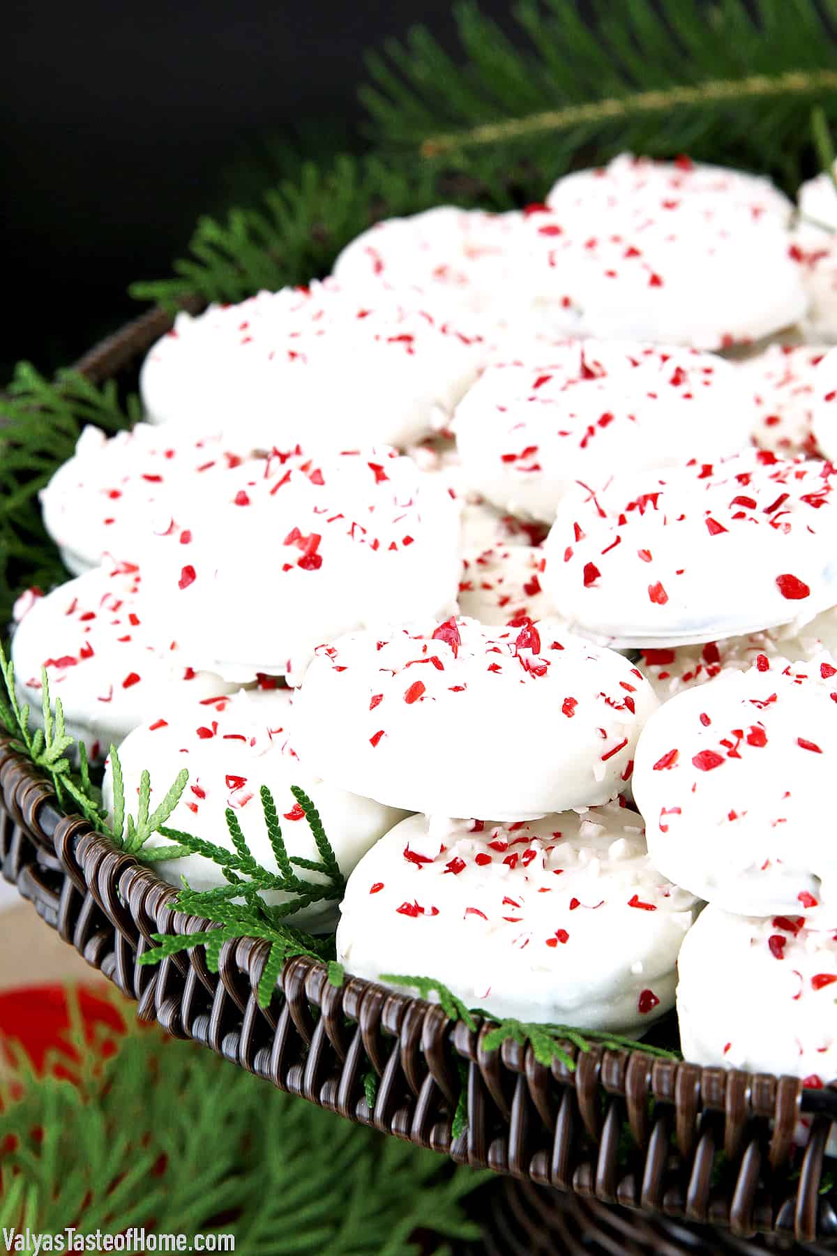 This White Chocolate Peppermint Oreo Cookies recipe is a super easy and great activity for the kids to make for the holiday with minimal adult assistant.